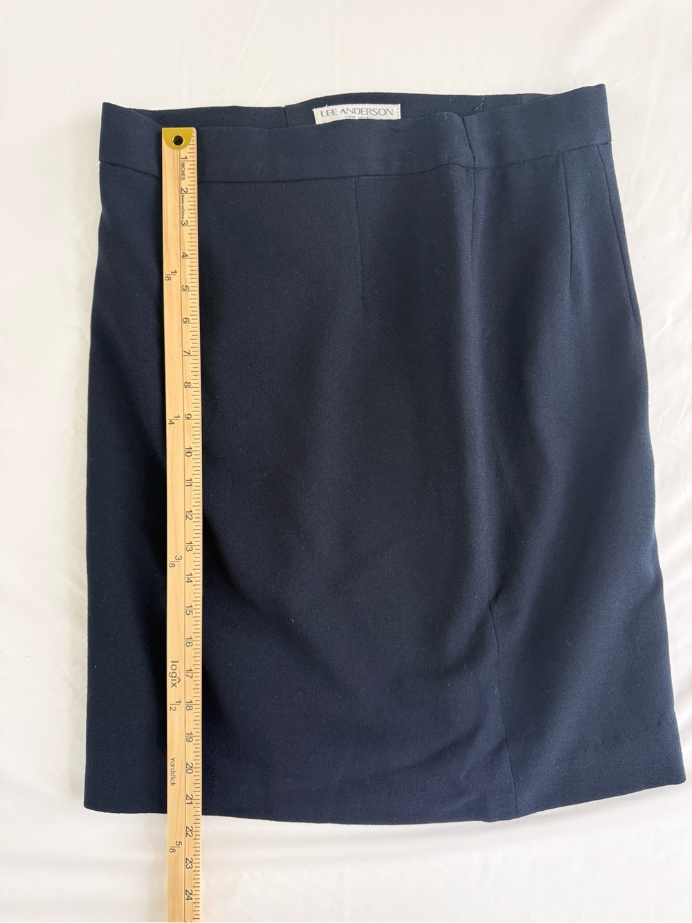 Lee Anderson 100% Wool Navy Pencil Skirt Classic Art to Wear Lagenlook